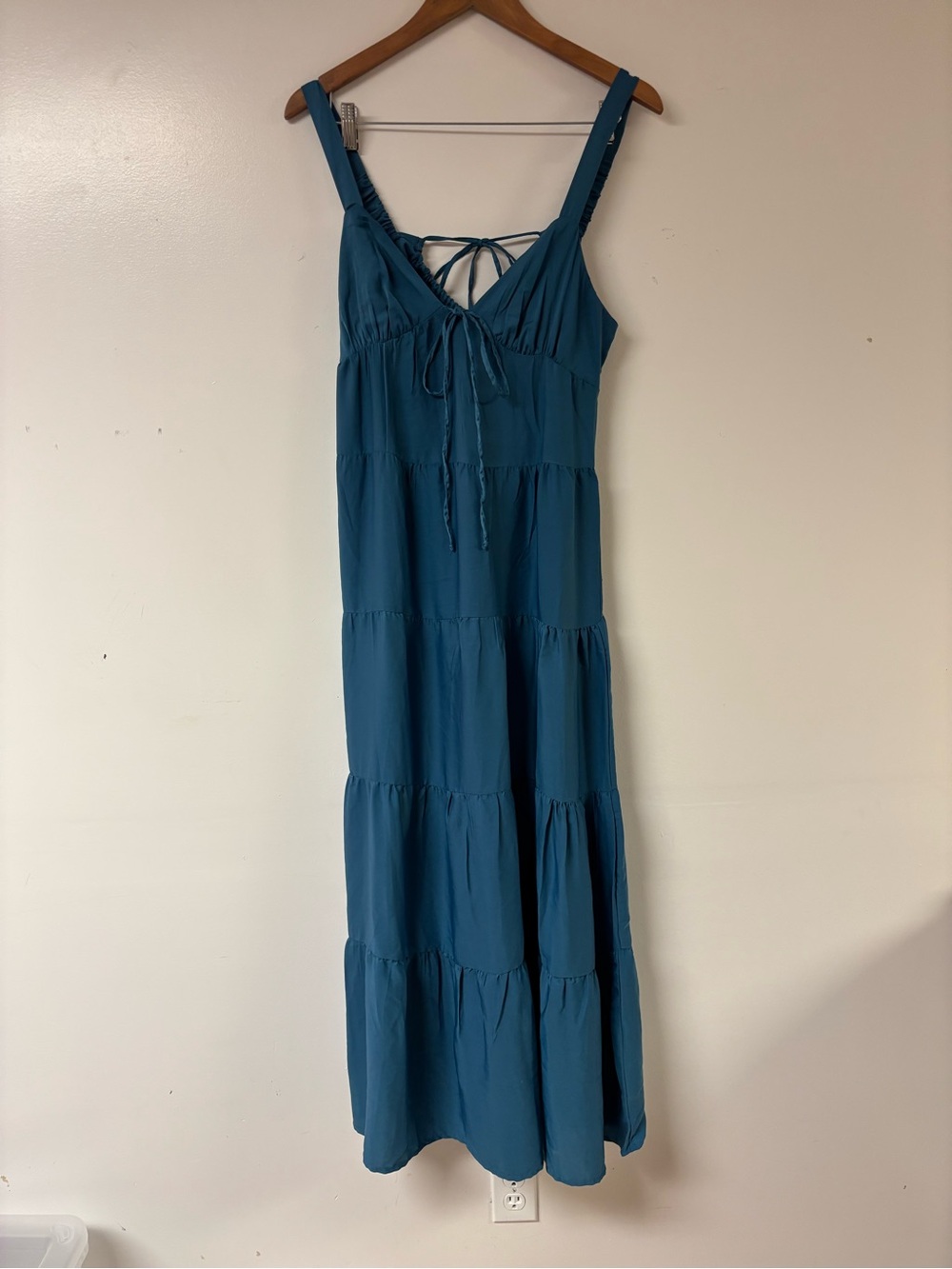 Everyday Jules Sleeveless Teal Tiered Maxi Dress with Tie Front Size M
